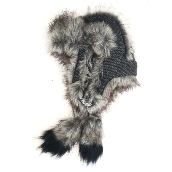 Village House Gray Knit Trapper Hat Gray Wolf Faux Fur Fleece Lined O/S - Picture 2 of 8